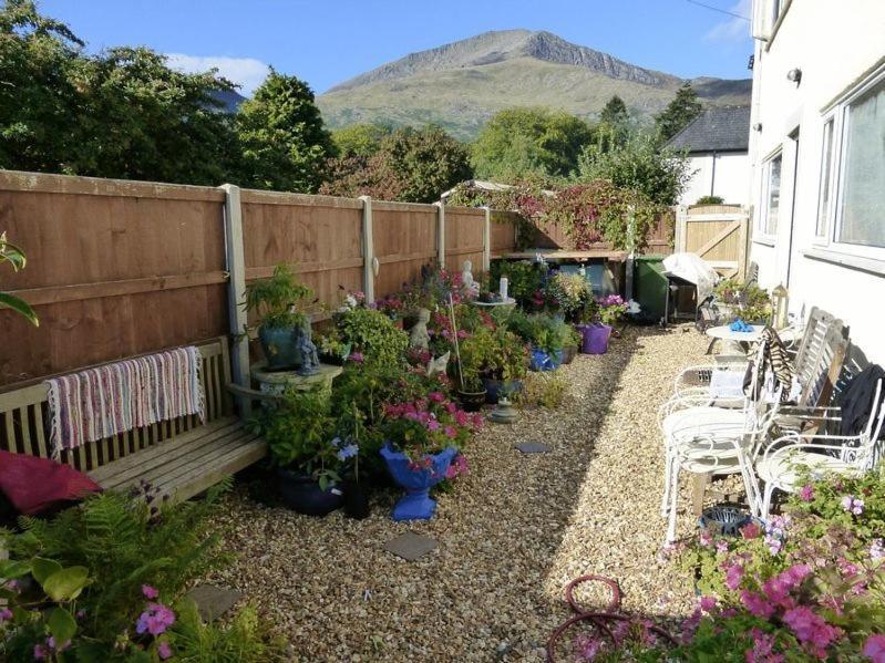 Hotel The Coach House Beddgelert Exterior foto