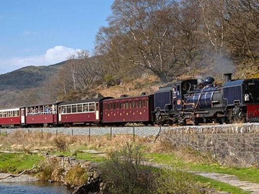 Hotel The Coach House Beddgelert Exterior foto
